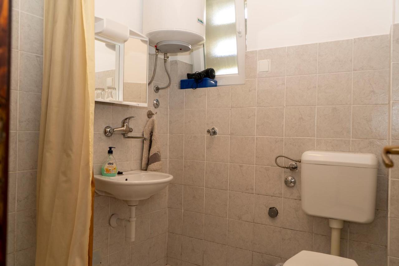 Apartman Curcic Knin Eksteriør bilde